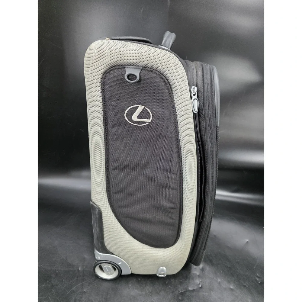 Tumi T3 Suitcase Luggage 2 Wheeled Carry On Limited Edition 22